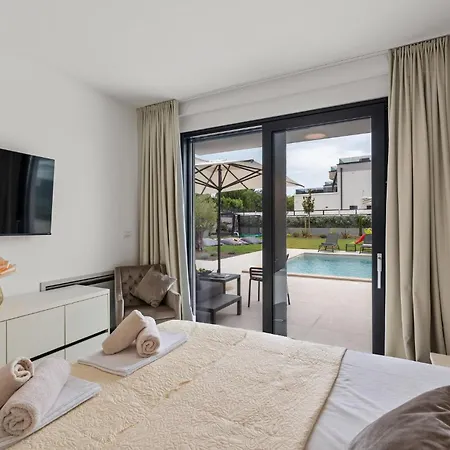 Villa 78 Holiday home Banjole